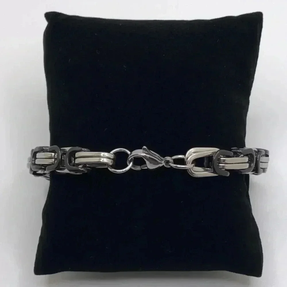 Men’s 8mm Stainless Steel Byzantine Chain Link Black & Silver Bracelet NWT